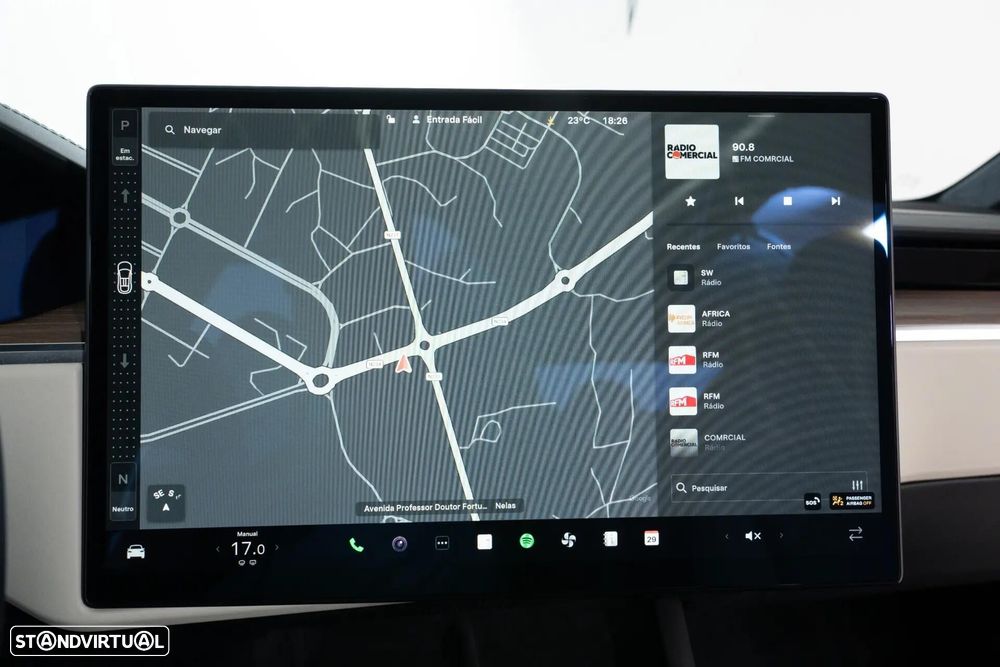 Tesla Model X Long Range AWD - 32