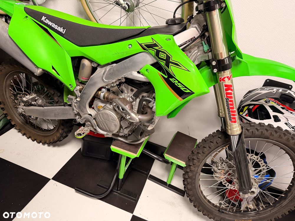 Kawasaki KX - 2