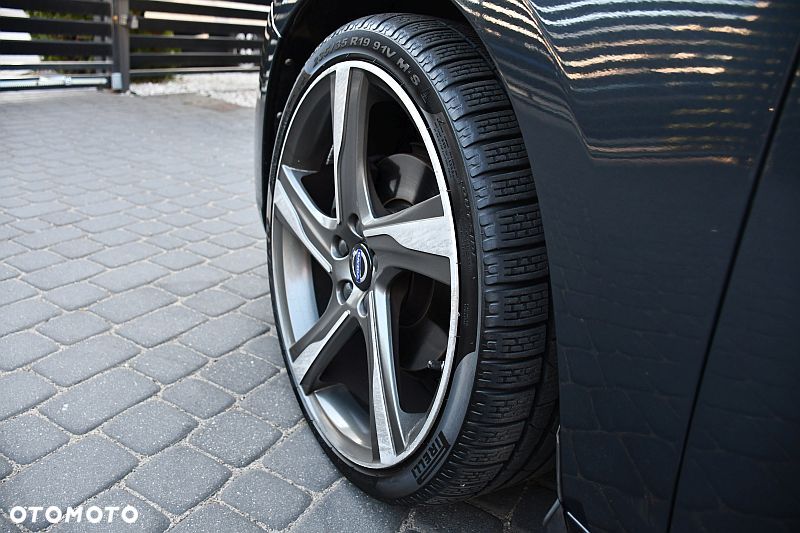 Volvo V60 D4 Geartronic RDesign - 37