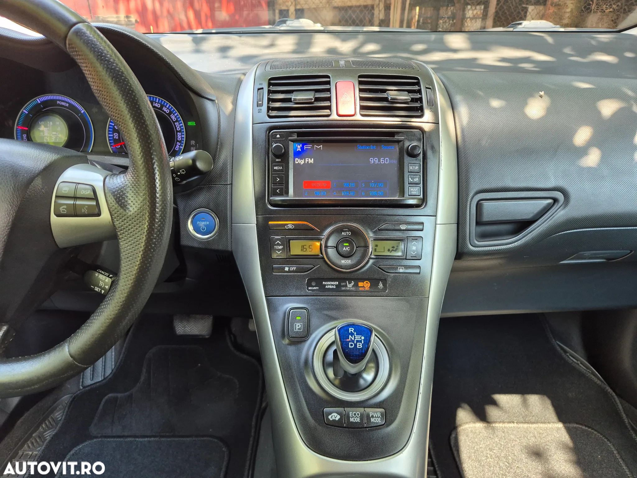 Toyota Auris - 21