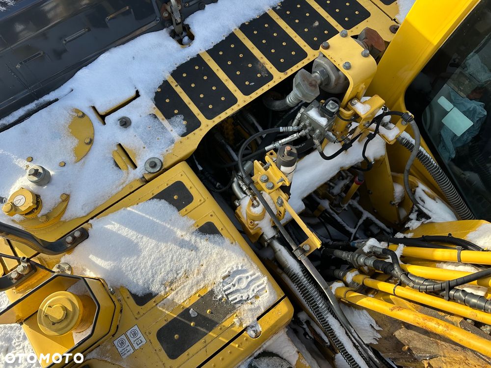 Komatsu PC 210 LC-11 - 22