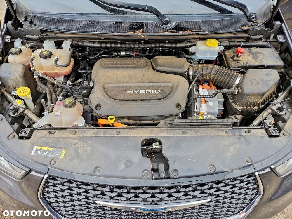 Chrysler Pacifica - 13