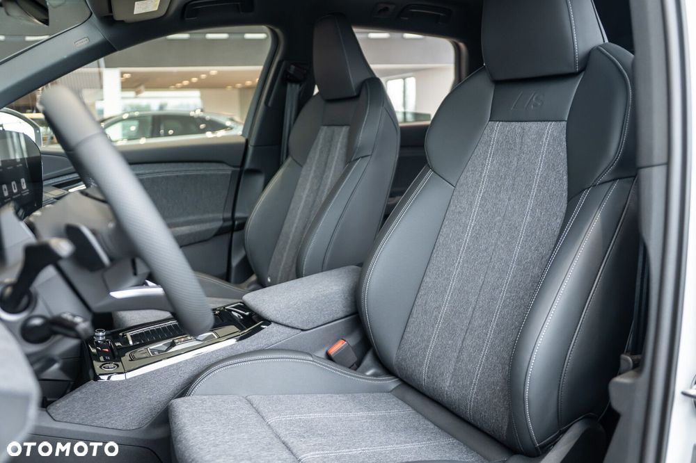 Audi Q6 e-tron - 12