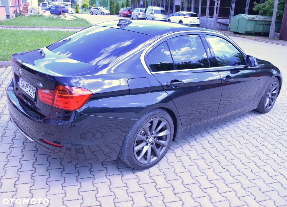 BMW Seria 3 320d Efficient Dynamic Edition Luxury Line - 8