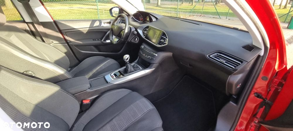 Peugeot 308 - 19