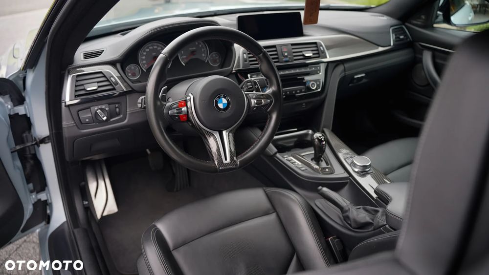 BMW M4 DKG Competition - 10