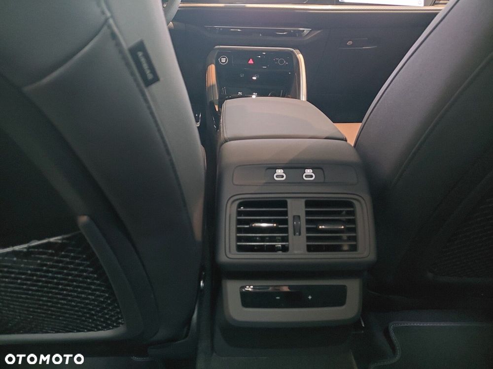 Audi Q5 Sportback - 18