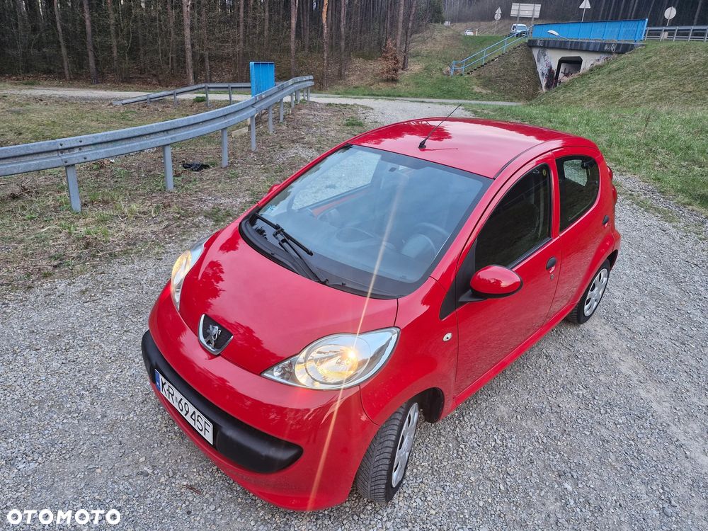 Peugeot 107 70 Petit Filou - 28