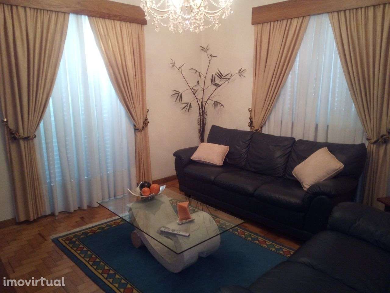 Oportunidade de negócio - Moradia com comércio em S. João da Madeira - Grande imagem: 4/24