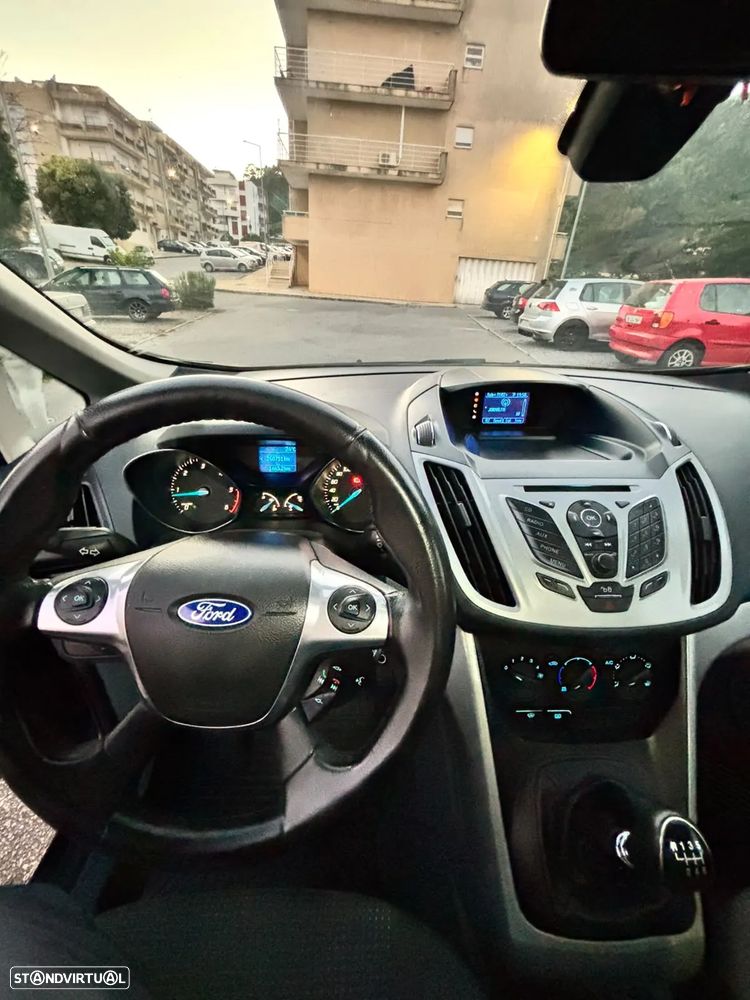 Ford C-Max - 8