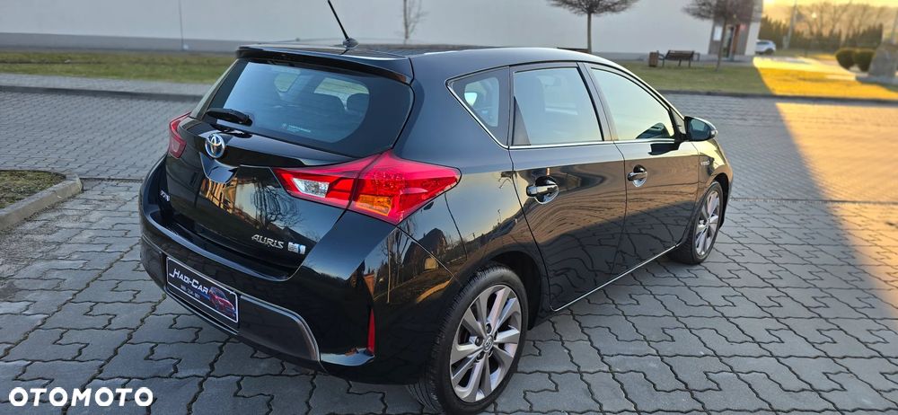 Toyota Auris - 17