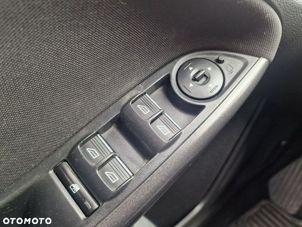Ford Focus 1.5 EcoBlue Start-Stopp-System TREND - 11