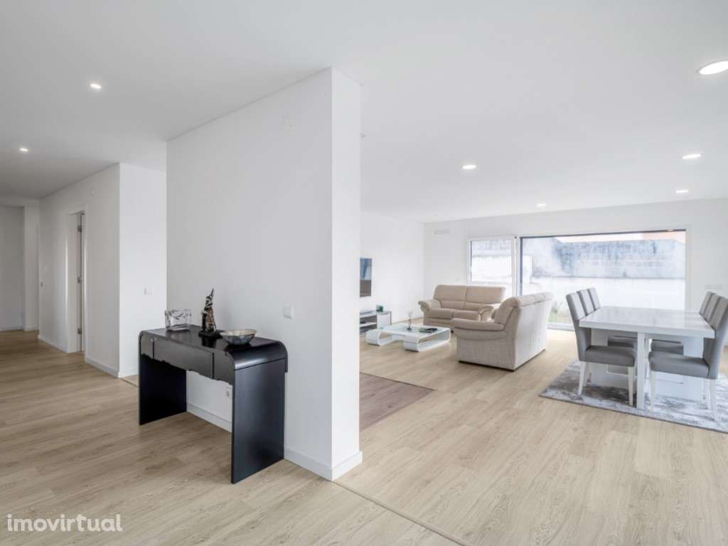 Moradia a 3 minutos do centro da cidade - Grande imagem: 3/42