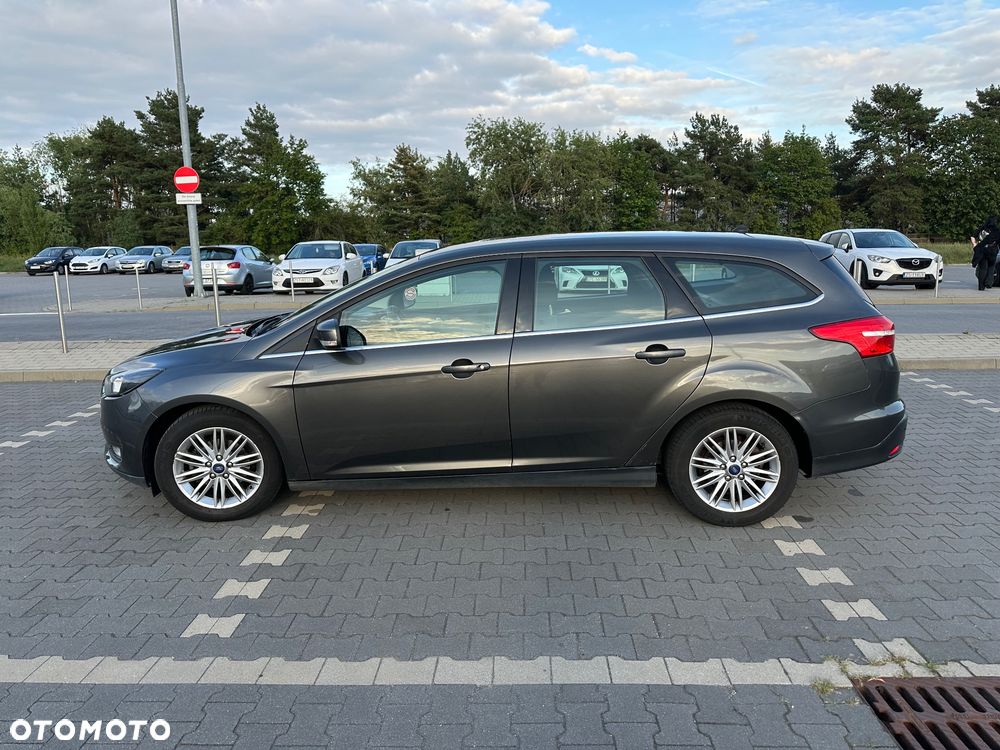Ford Focus 1.5 TDCi SYNC Edition - 5