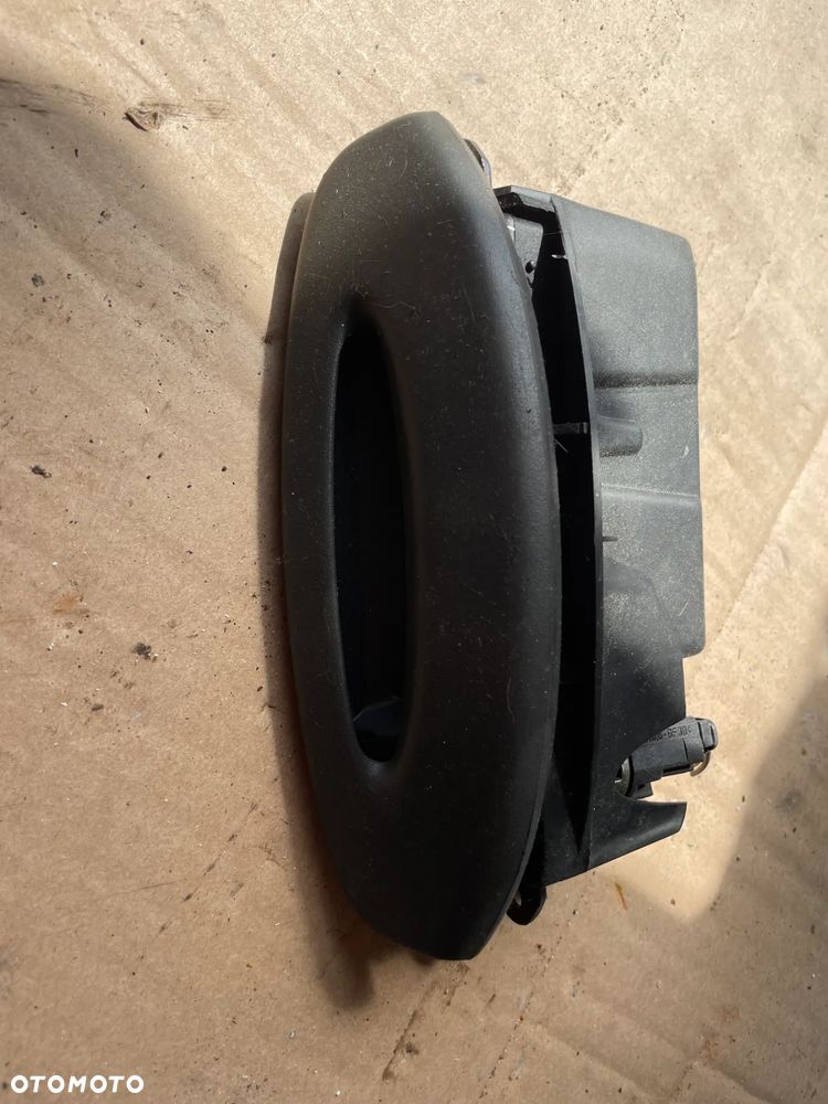 POPIELNICZKA GNIAZDO RENAULT SCENIC I 7700430841 - 1