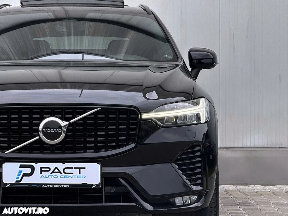 Volvo XC 60 B4 D AWD Plus Dark - 12