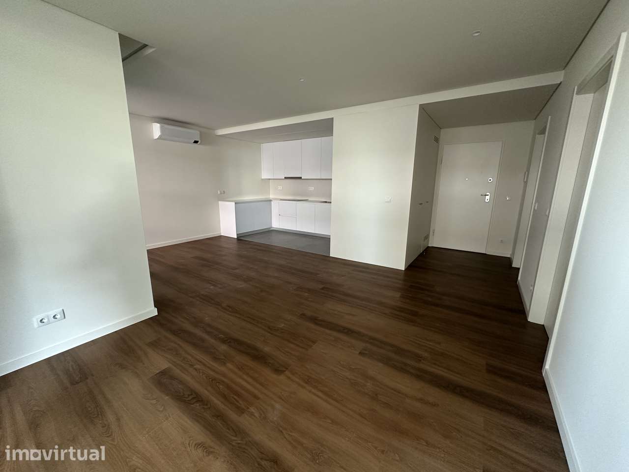 Apartamento T1 Novo | Condomínio Verde Vale | Maia - Grande imagem: 3/17