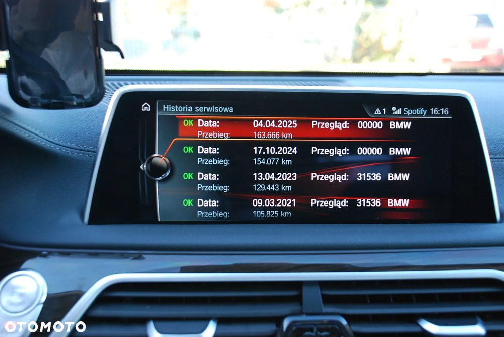 BMW Seria 7 740d xDrive - 25