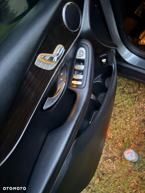 Mercedes-Benz GLC - 30