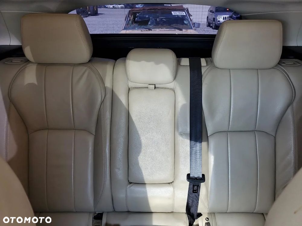 Land Rover Range Rover Evoque P250 R-Dynamic SE - 9