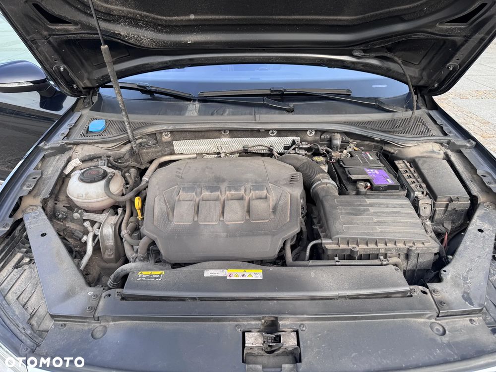 Volkswagen Passat 2.0 TSI 4Mot Elegance DSG - 9