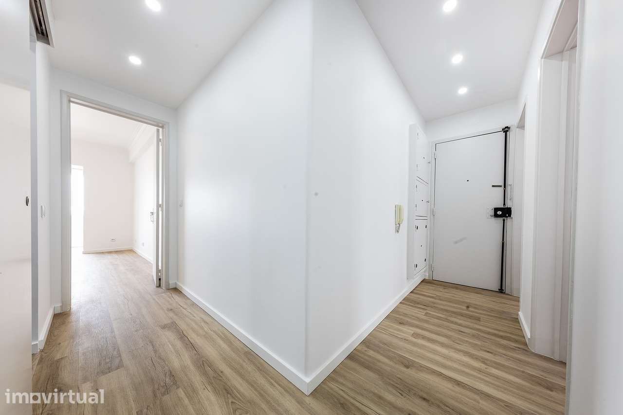 Apartamento T2 para arrendamento - Grande imagem: 2/22
