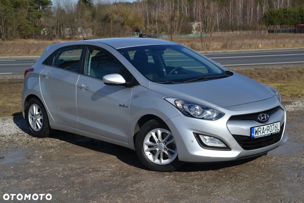 Hyundai i30 i30cw 1.6 Trend - 11