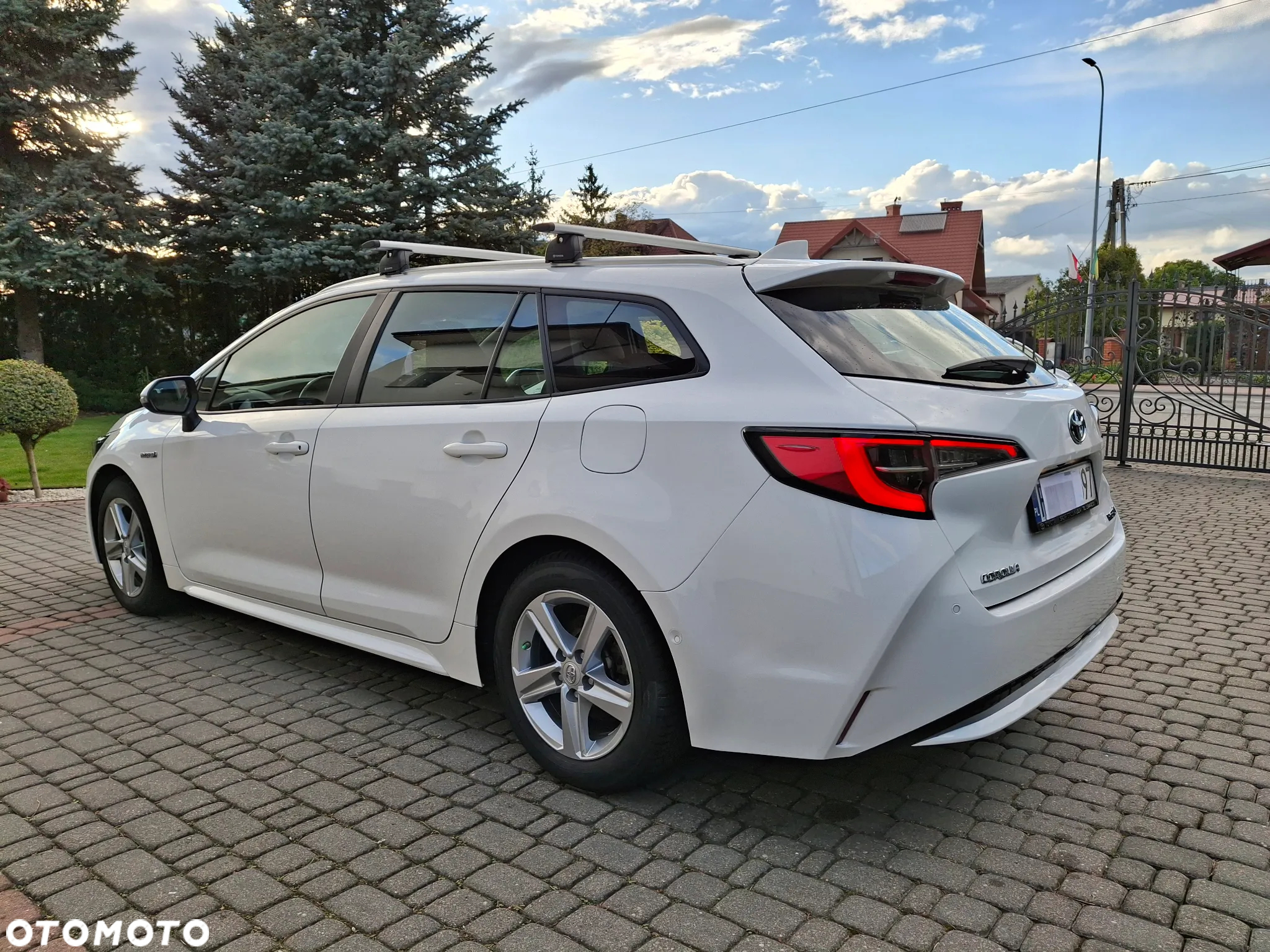 Toyota Corolla - 10