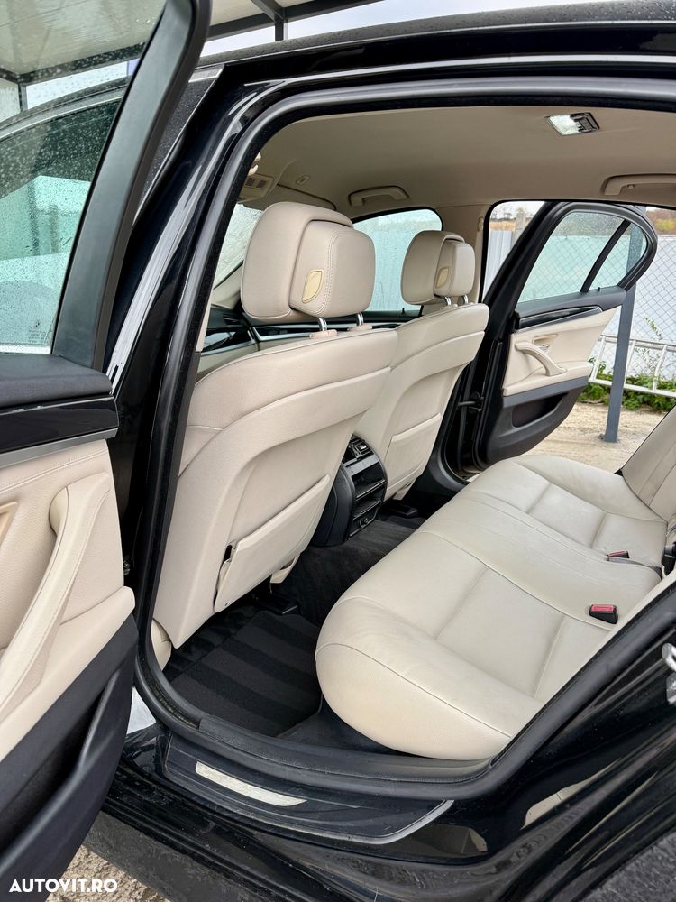 BMW Seria 5 520d Sport-Aut. - 9