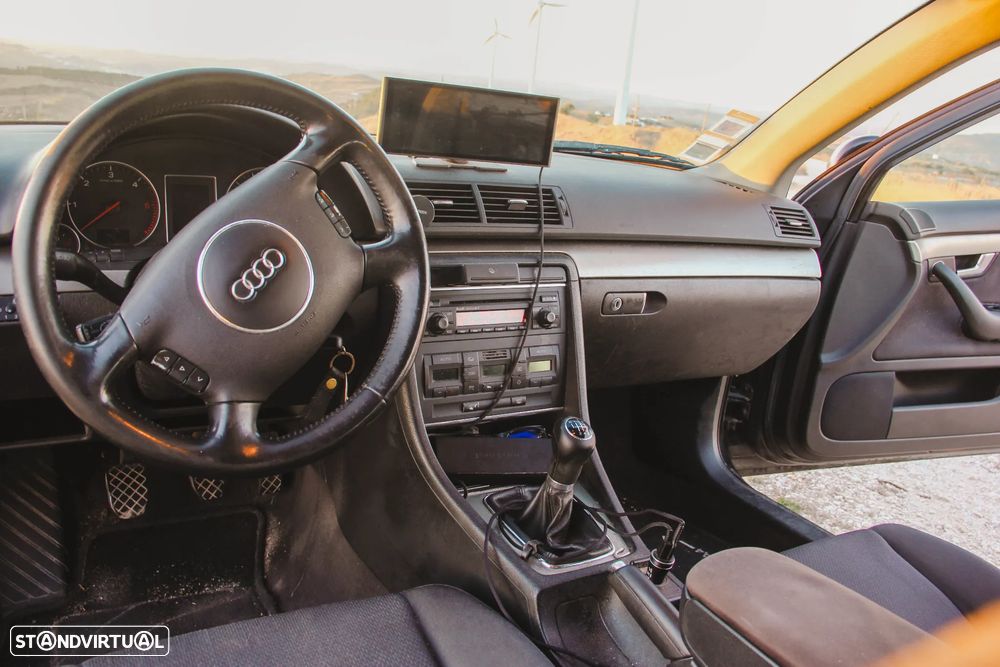Audi A4 Avant 1.9 TDI - 12