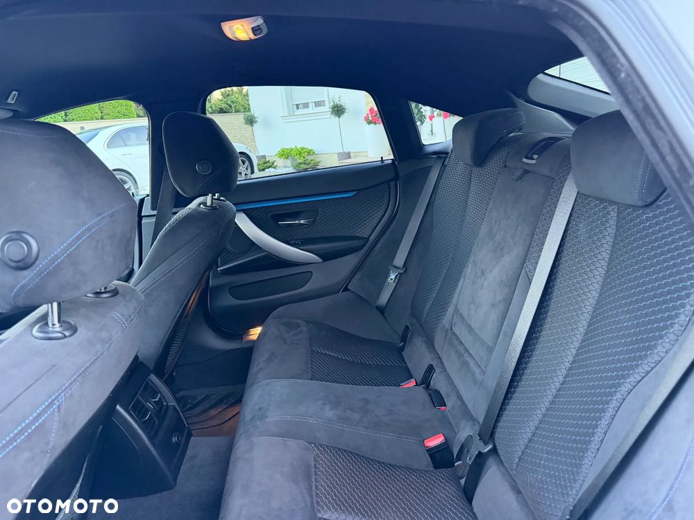 BMW Seria 4 420d xDrive M Sport - 16