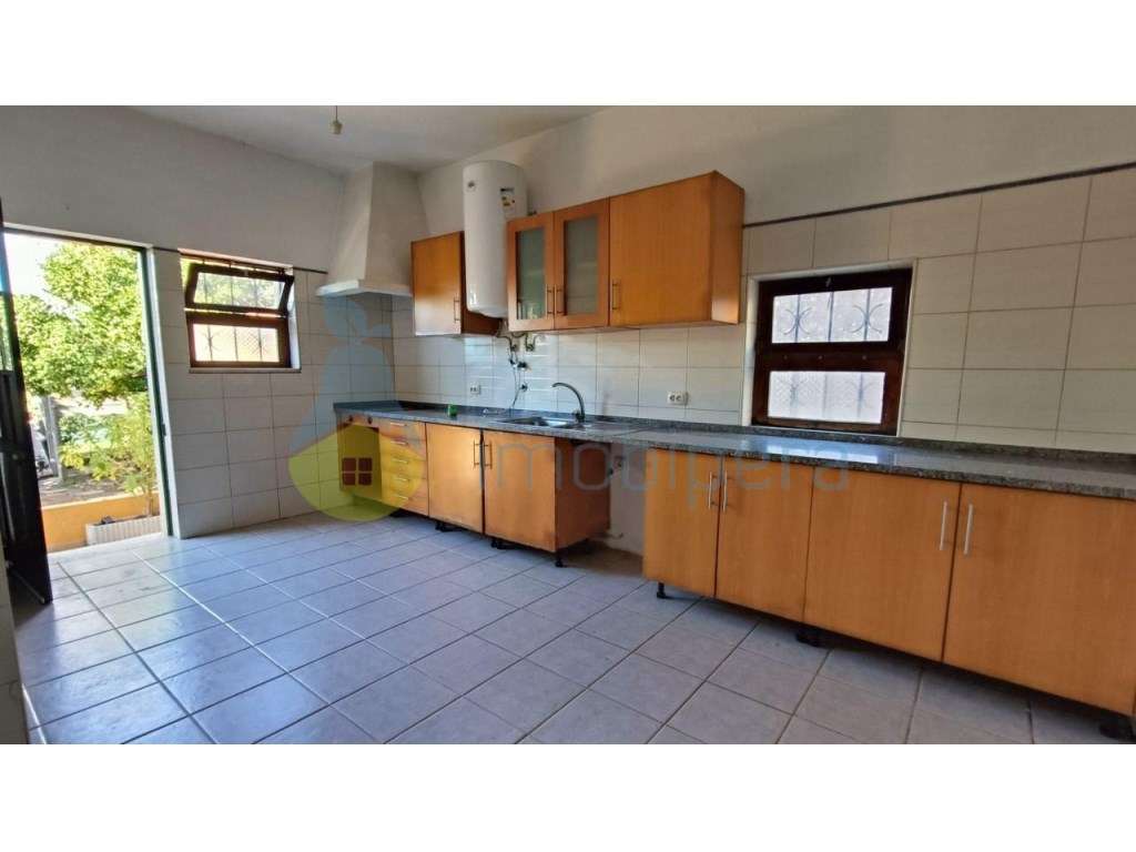 Quinta com Pomar de citrinos e casa térrea - Grande imagem: 3/13