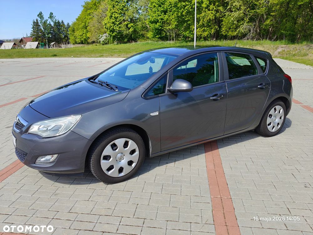 Opel Astra 1.6 Cosmo - 1