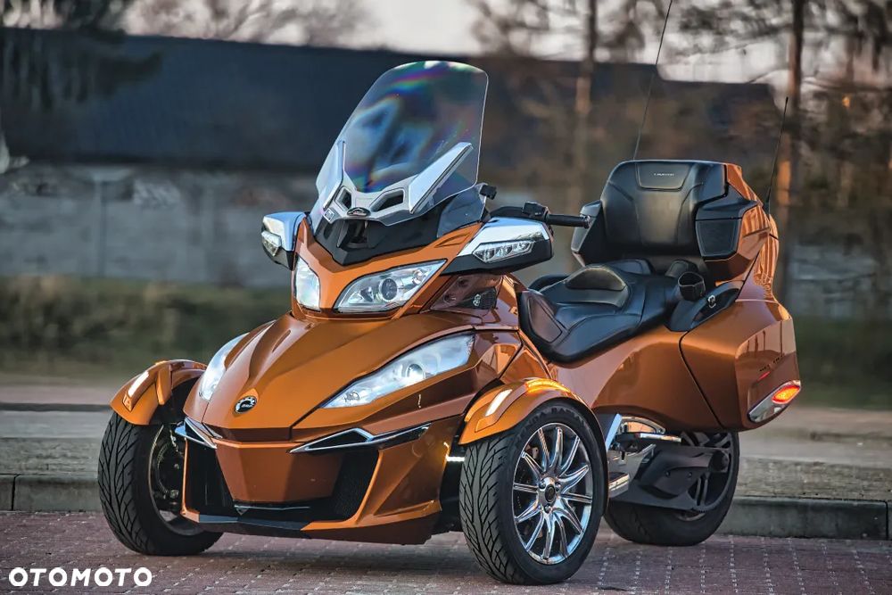Can-Am Spyder - 3