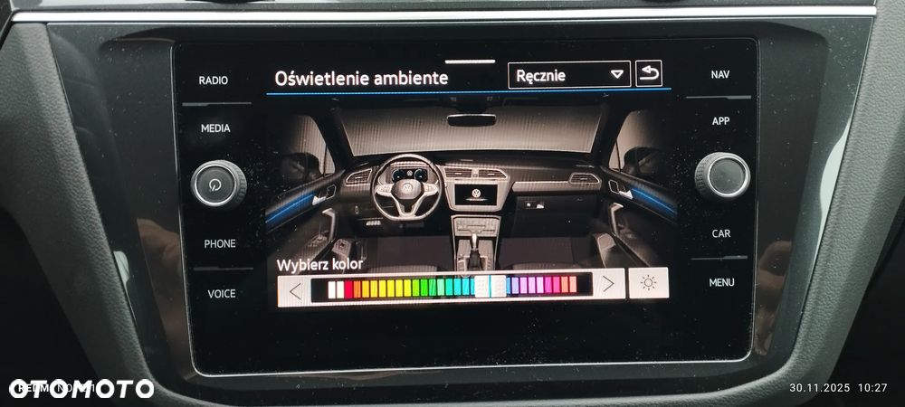 Volkswagen Tiguan 2.0 TDI SCR 4MotION DSG R-Line - 29