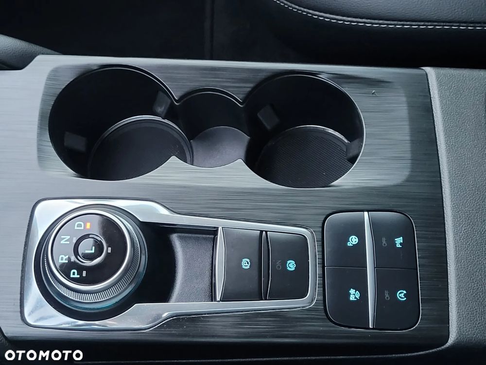 Ford Kuga 1.5 EcoBlue TITANIUM - 25