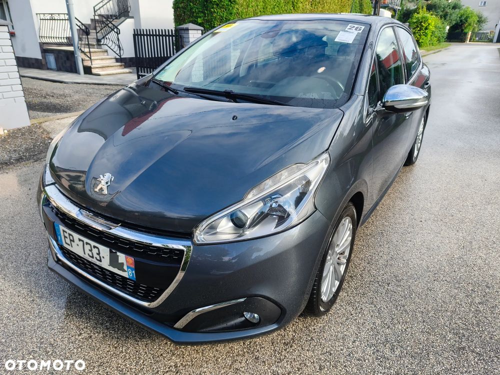 Peugeot 208 1.2 PureTech Allure - 1