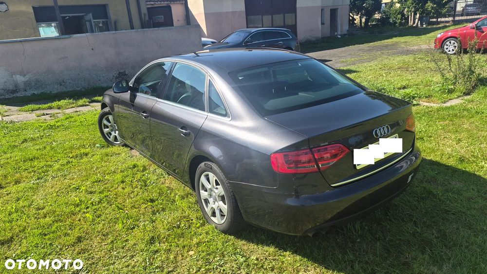 Audi A4 Limousine - 7