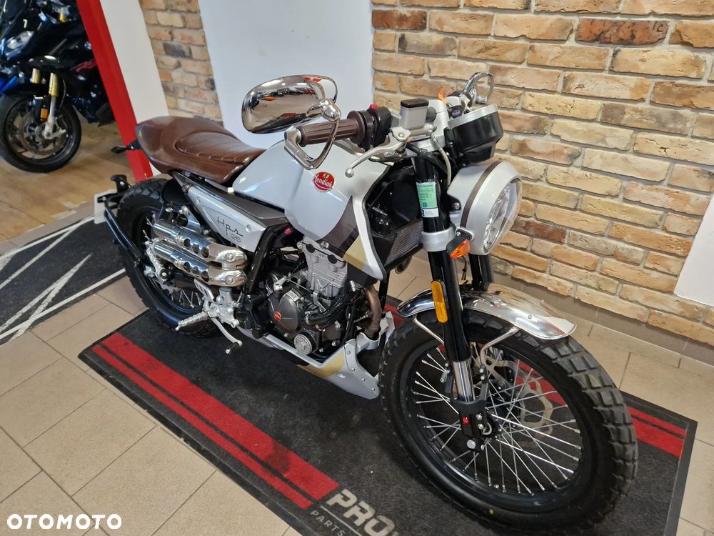 Mondial HPS 125 - 1
