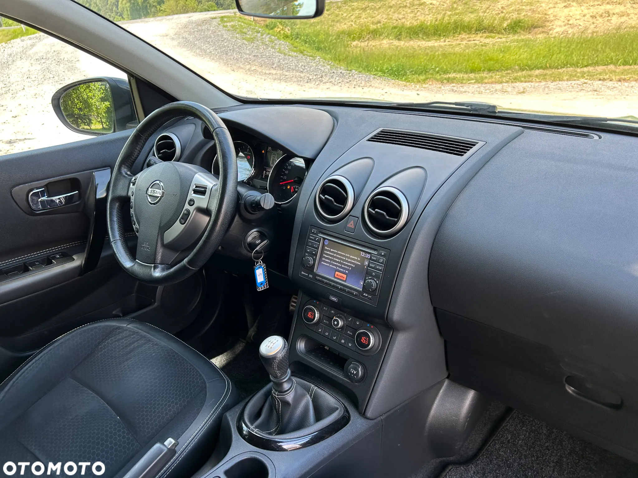 Nissan Qashqai 1.6 DCi N-Tec - 10