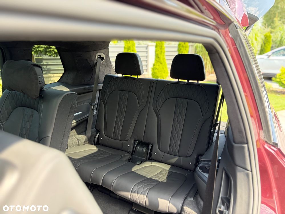 BMW X7 xDrive40d - 7