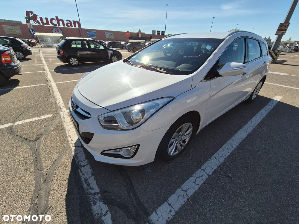 Hyundai i40 Kombi 1.6 Trend - 1