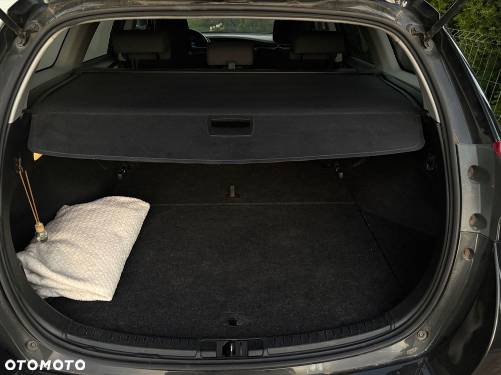 Toyota Auris 1.6 D-4D Executive - 13