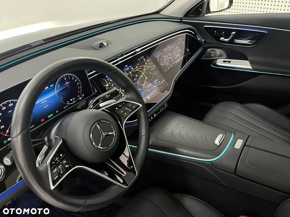 Mercedes-Benz Klasa E 300 de 4Matic T 9G-TRONIC Avantgarde - 12