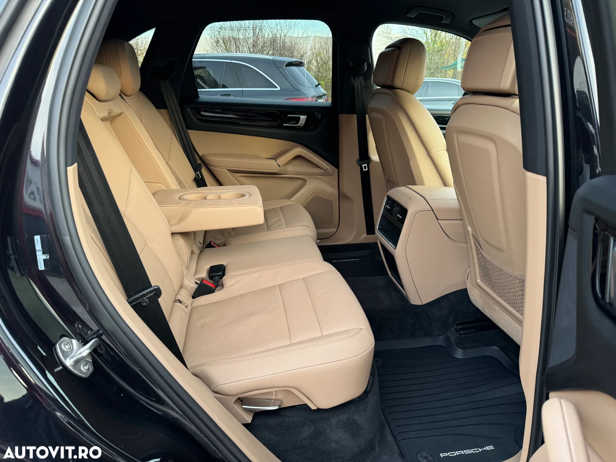 Porsche Cayenne Tiptronic S - 10