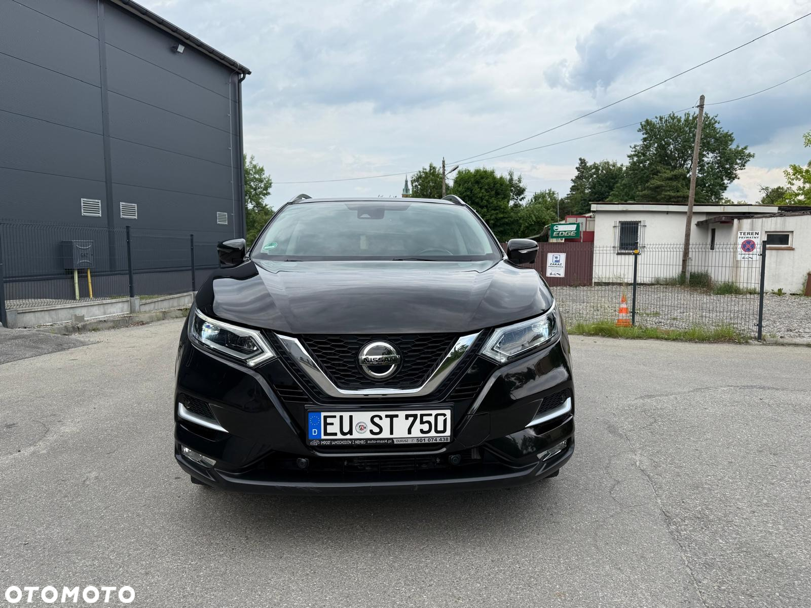 Nissan Qashqai - 10