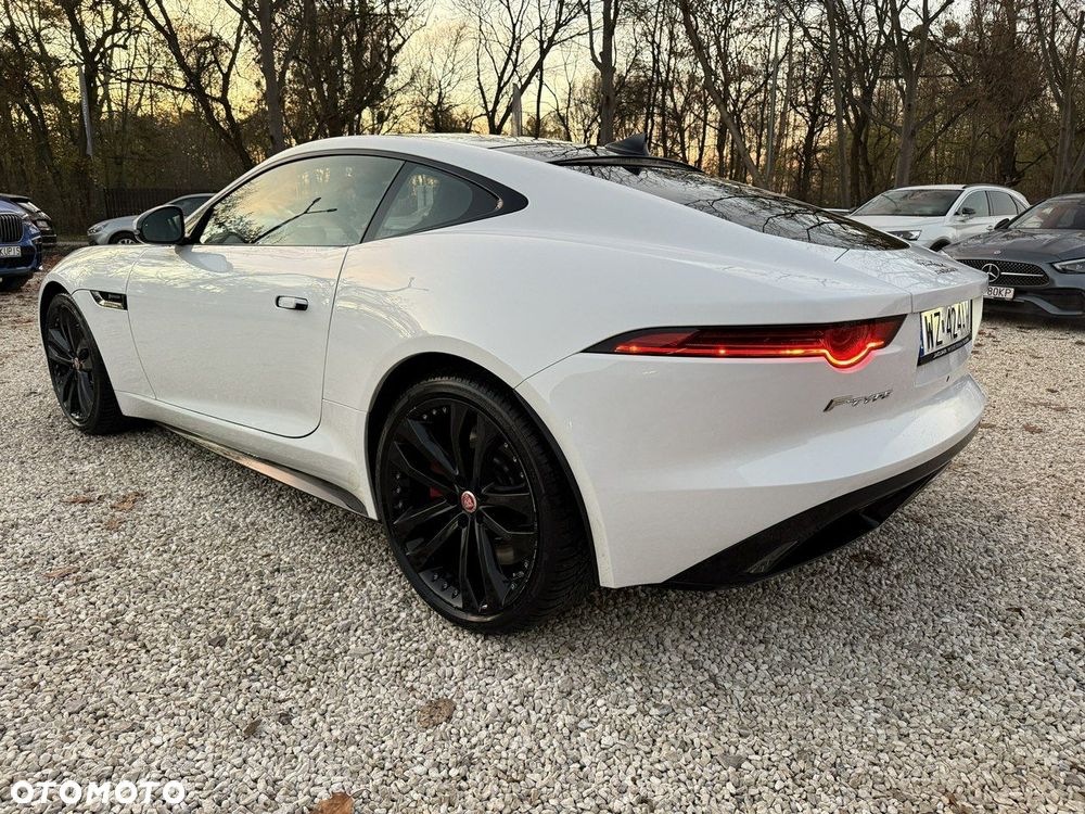 Jaguar F-Type - 13