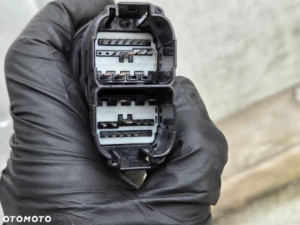 DRZWI LEWE PRZOD  FORD KUGA MK2 LIFT VIGNALE  KOLOR AD - 22