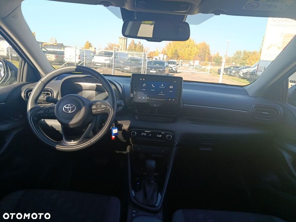 Toyota Yaris Hybrid 1.5 Style - 11