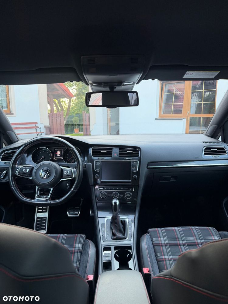 Volkswagen Golf 2.0 TSI BMT GTI DSG - 25